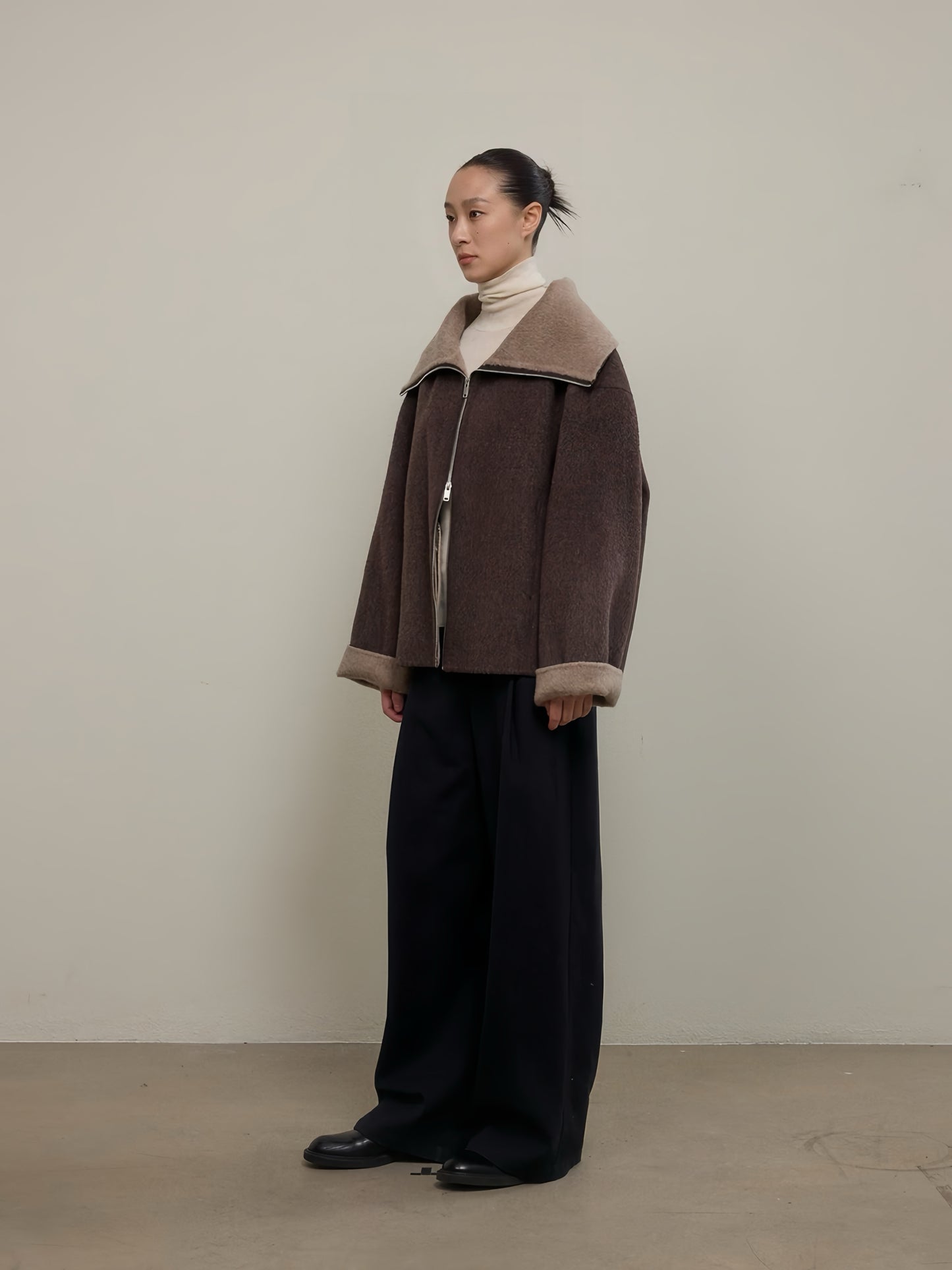 Short Stylish Wool Cardigan