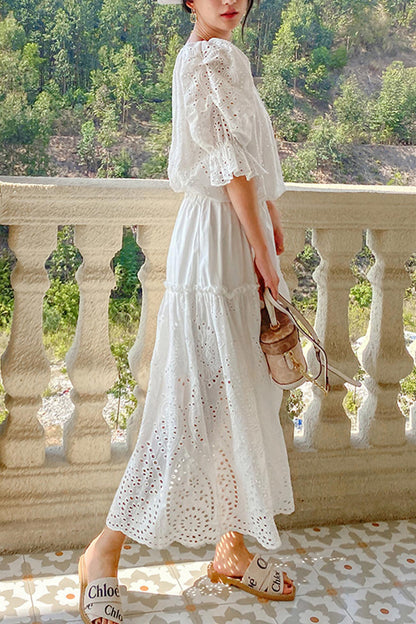 White Embroidered Lace Pleated Skirt